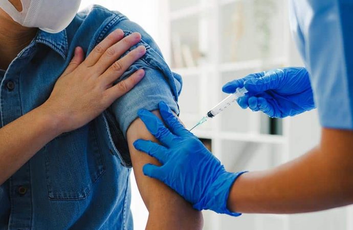 В Одессе работают специальные пункты вакцинации от ковида для детей, беременных и онкобольных