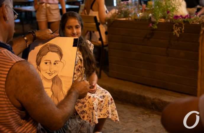 Дерибасовская вечером16