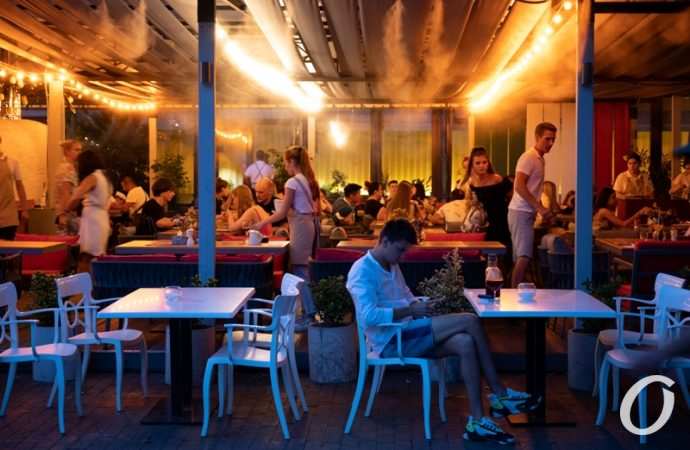 Дерибасовская вечером3