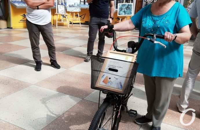 На одесском Главпочтамте чествовали лучшего подписчика7