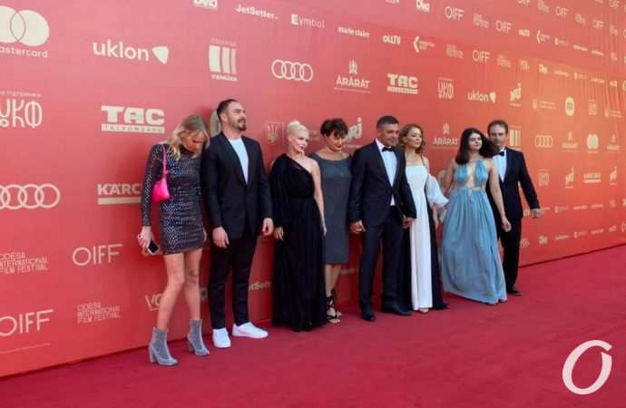 ОМКФ-2021, красная дорожка11