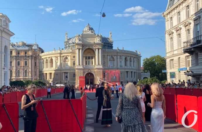 ОМКФ-2021, красная дорожка