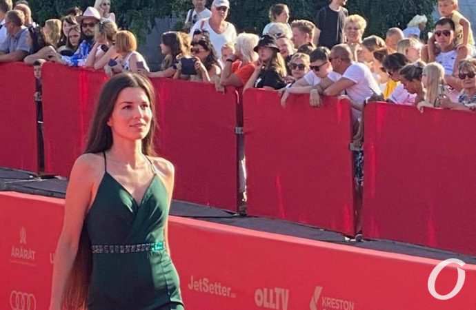 ОМКФ-2021, красная дорожка2