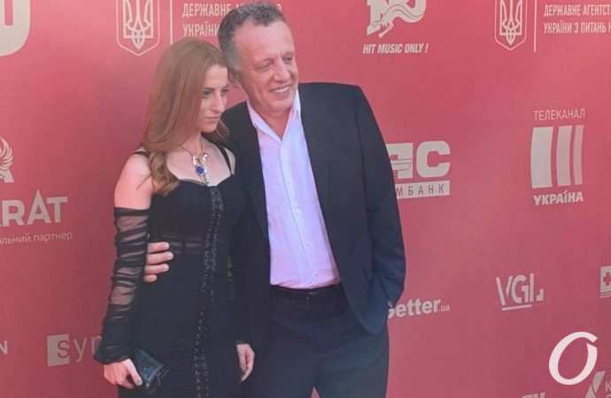 ОМКФ-2021, красная дорожка3