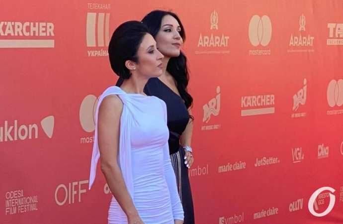 ОМКФ-2021, красная дорожка4