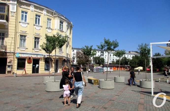 Греческая площадь8