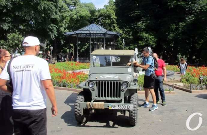 Ретро-авто в Горсаду4