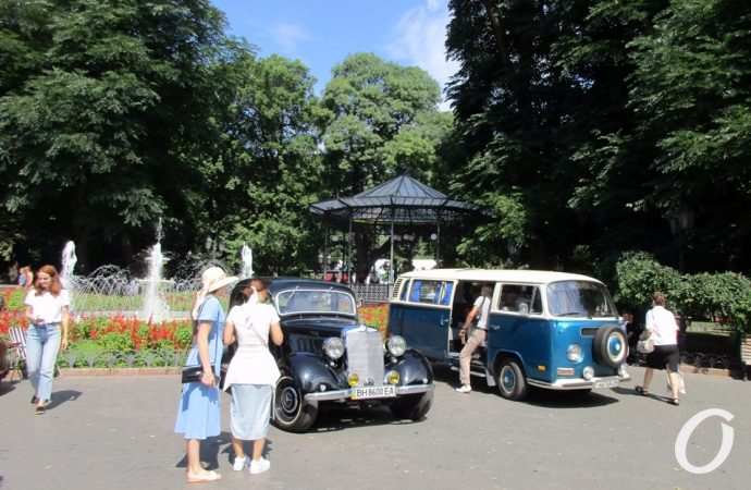 Ретро-авто в Горсаду7