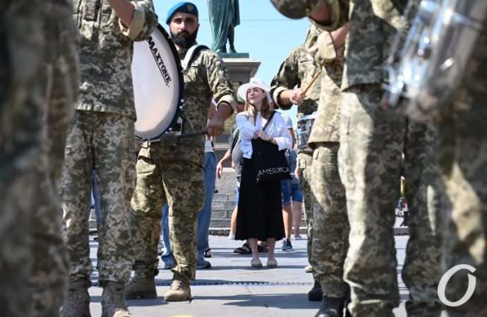 флаг на Потемкинской лестнице11