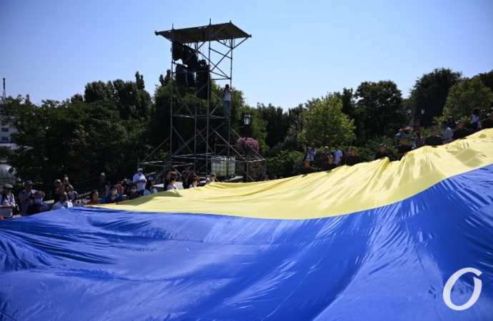 флаг на Потемкинской лестнице14