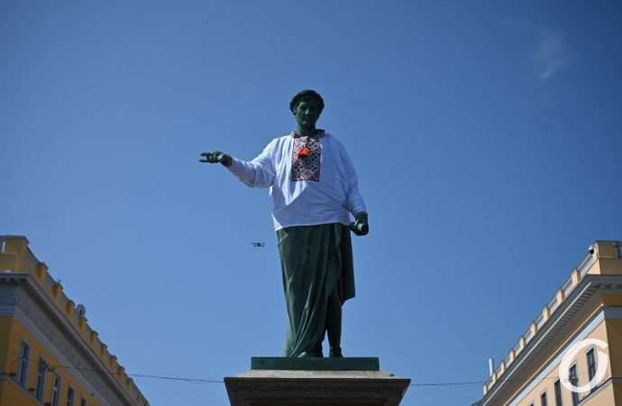 флаг на Потемкинской лестнице22