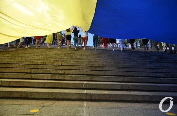 флаг на Потемкинской лестнице23