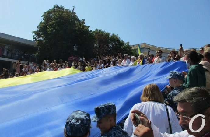 флаг на Потемкинской лестнице38