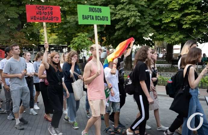 Две акции в один день30