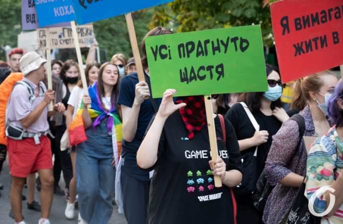 Две акции в один день31