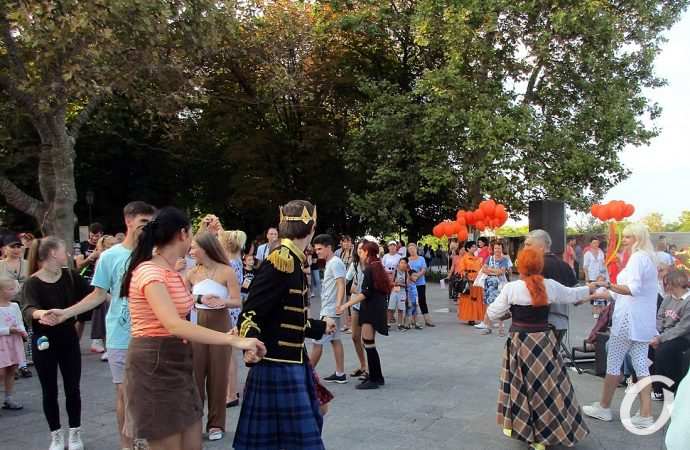 Рыжий город7