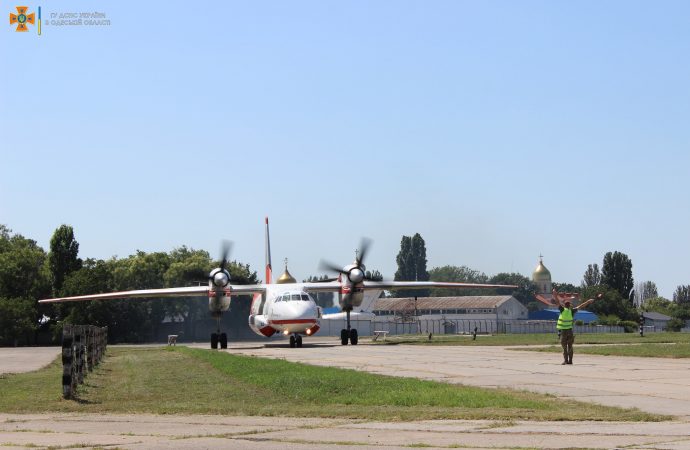 возвращение пожарных самолетов из Турции