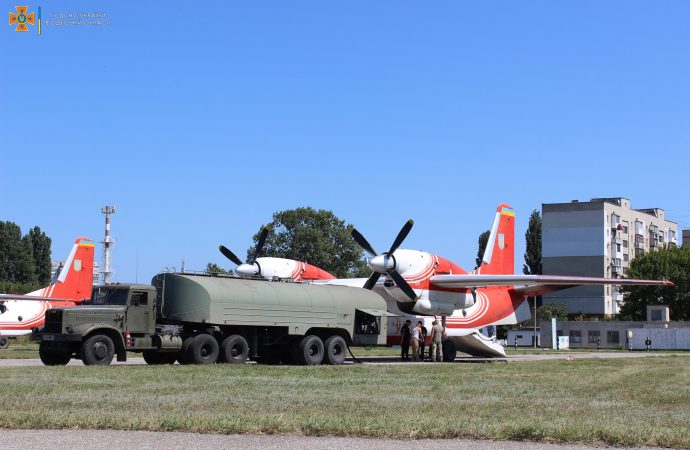 возвращение пожарных самолетов из Турции