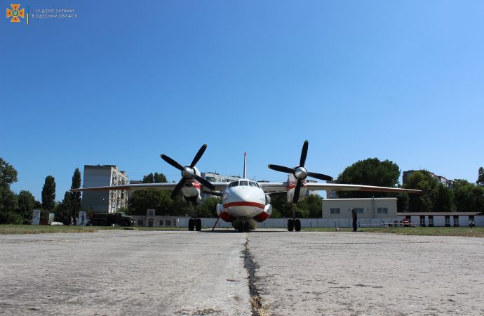 возвращение пожарных самолетов из Турции