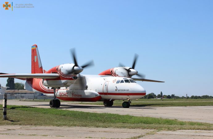 возвращение пожарных самолетов из Турции