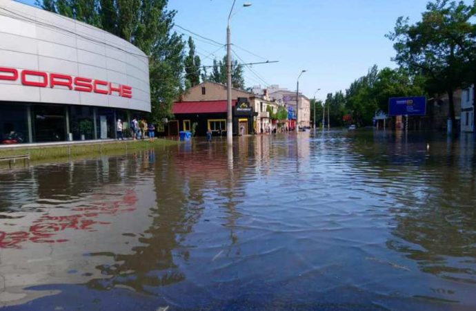 В Одессе решили избавить от подтоплений многострадальную улицу Балковскую – что предлагают?