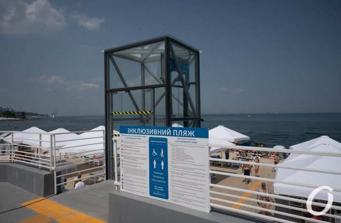 спасетельный пункт на пляже