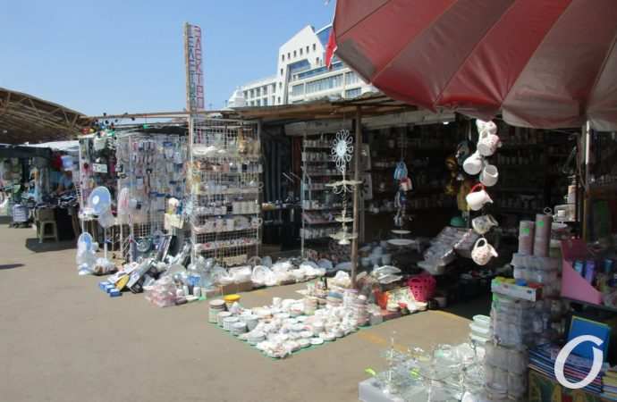 Привоз Август