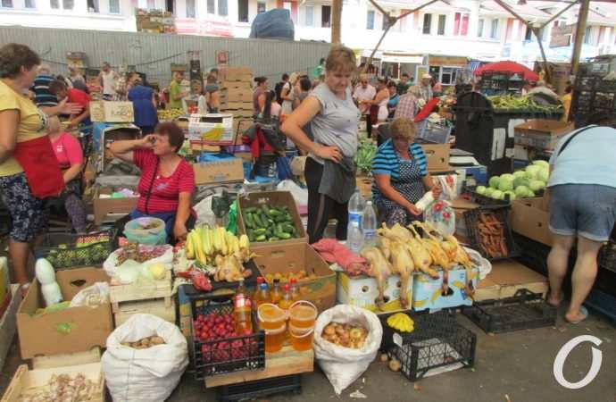 Привоз Август