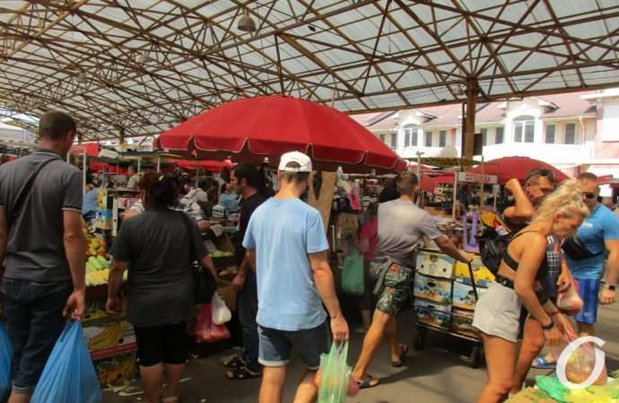 Привоз Август