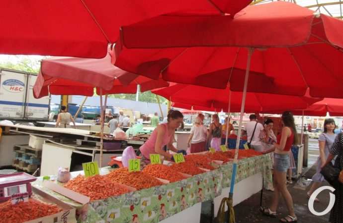 Привоз Август