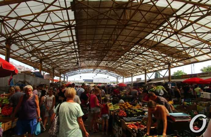 Привоз Август