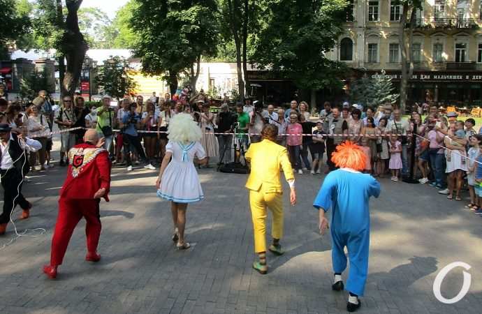 комедиада маски в горсаду