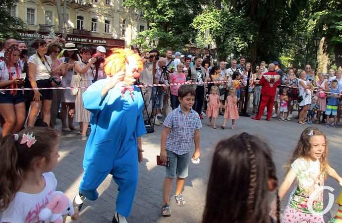 комедиада маски в горсаду