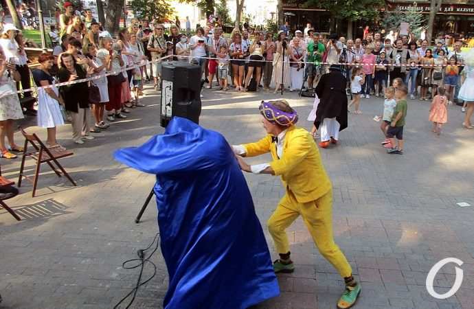 комедиада маски в горсаду