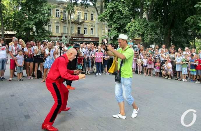 комедиада маски в горсаду