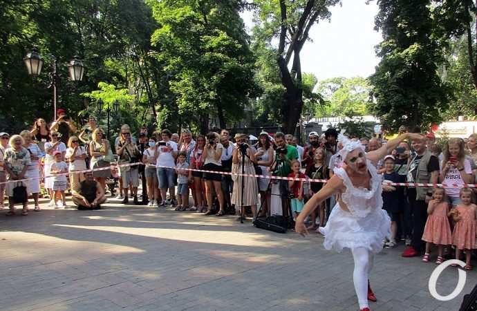 комедиада маски в горсаду