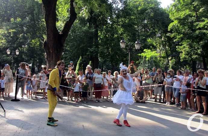 комедиада маски в горсаду