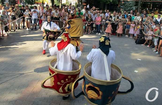 комедиада маски в горсаду