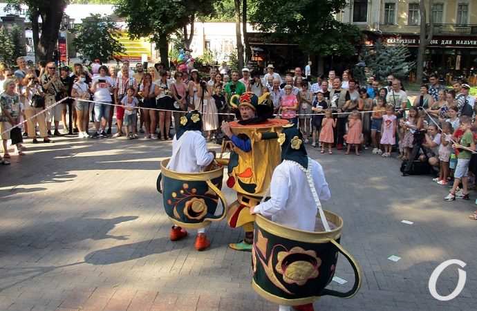 комедиада маски в горсаду