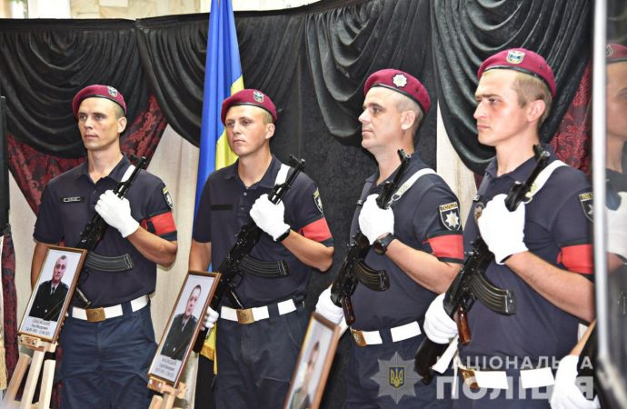 прощание с офицерами полиции