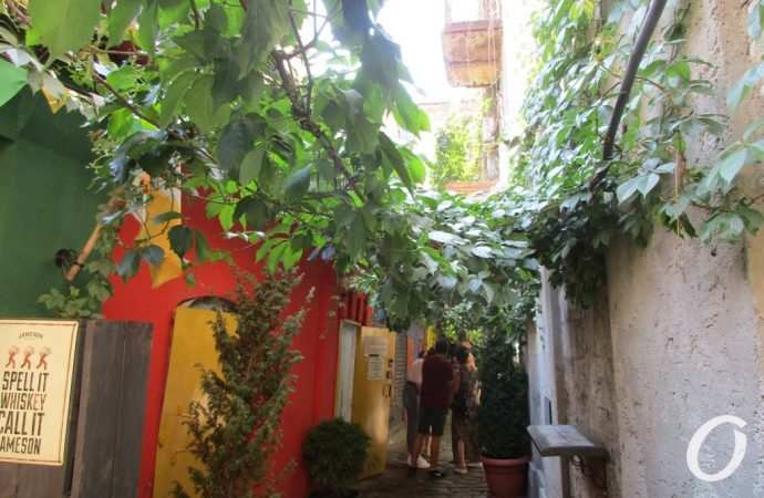 улочка мастеров в Пассаже