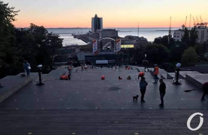 Уборка Потемкинской лестницы