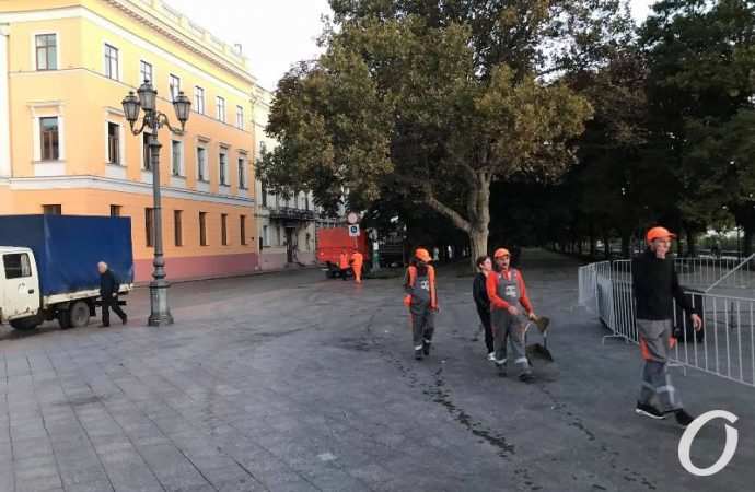 уборка Приморского бульвара7