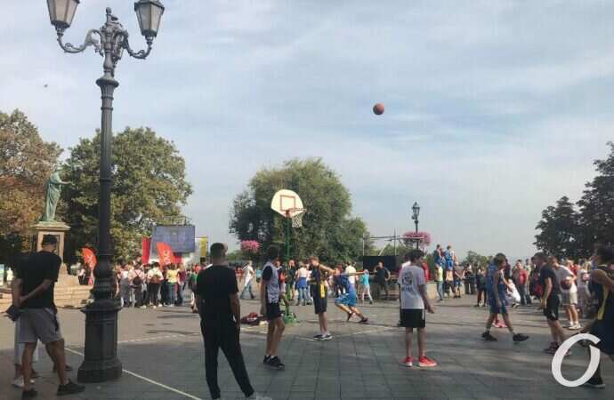 В центре Одессы стартовал спортивный фестиваль (фото)