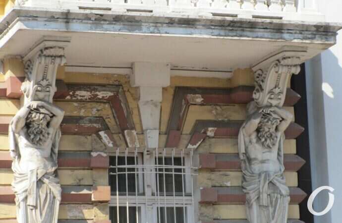 зефирно-резной» дом на Гоголя8