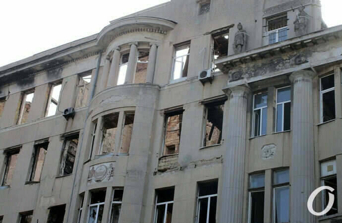 Одесские власти берутся восстановить сгоревший дом Асвадурова: что мешает? (фото)