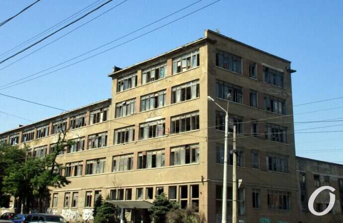 «Заброшка» на Дальницкой в Одессе3