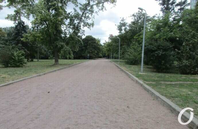 сквер-мемориал у ОГА2