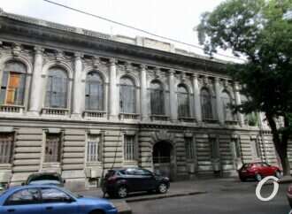 Исторический банк на одесской Пастера: «тихое» разрушение величественного здания