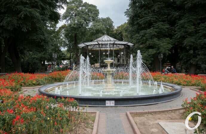 осень в центре Одессы3